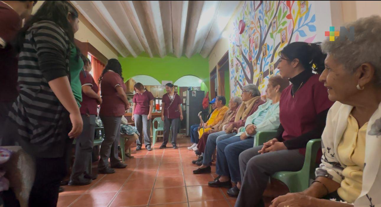 Estancia de cuidado a adultos mayores en Coatza cumple tres años