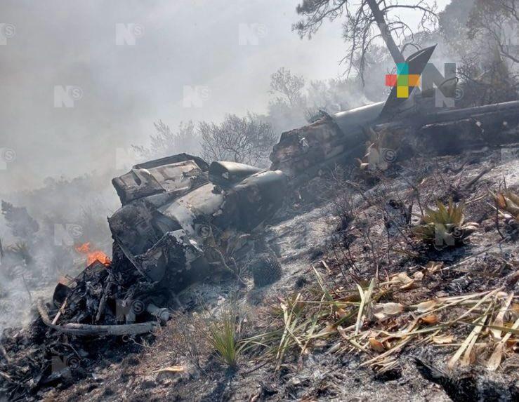 Se desploma helicóptero con ocho brigadistas que combatían incendio en Coahuila