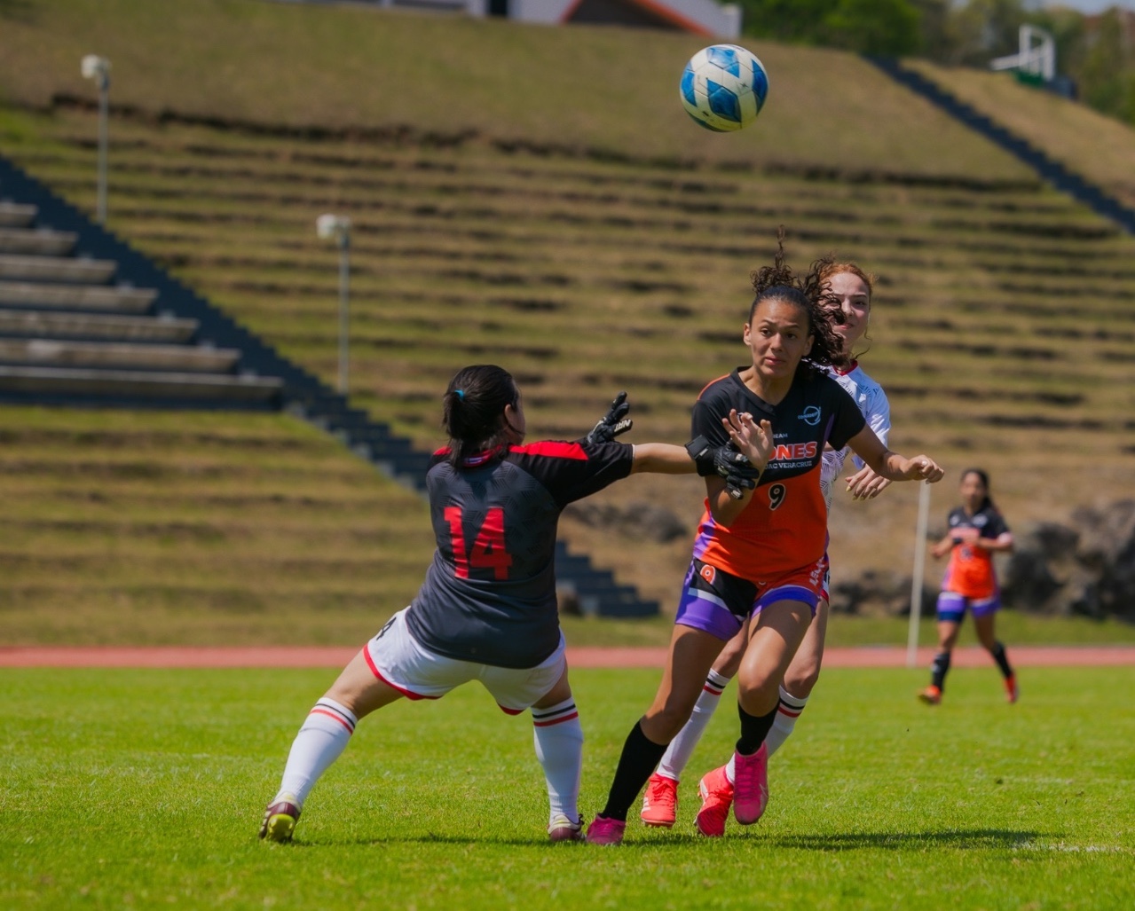 Leonas Anáhuac por  el ascenso a Conferencia Nacional de Conadeip