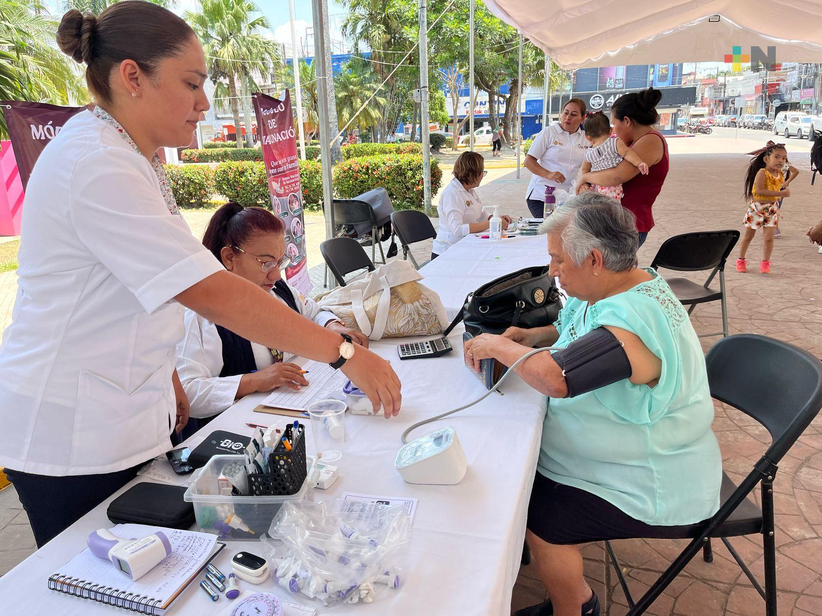 Instalan módulos de vacunación en región de Martínez de la Torre