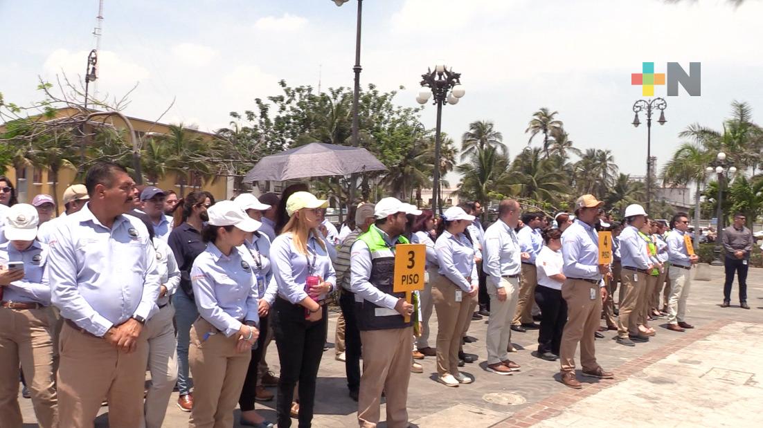 Ciudadanía del municipio de Veracruz participa en Simulacro Nacional 2025