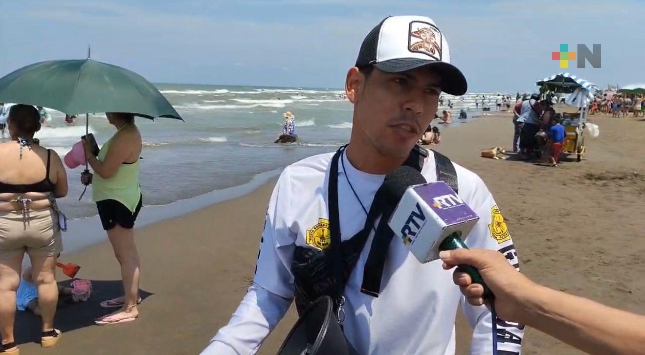 Indicaciones de los guardavidas de Costa Esmeralda
