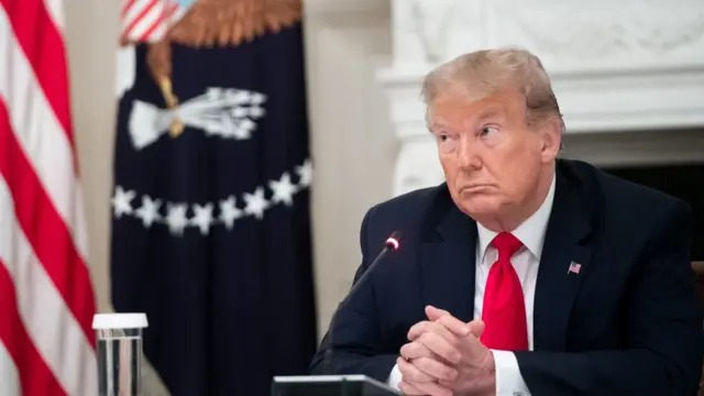Donald Trump argumenta que fue un error el envío
