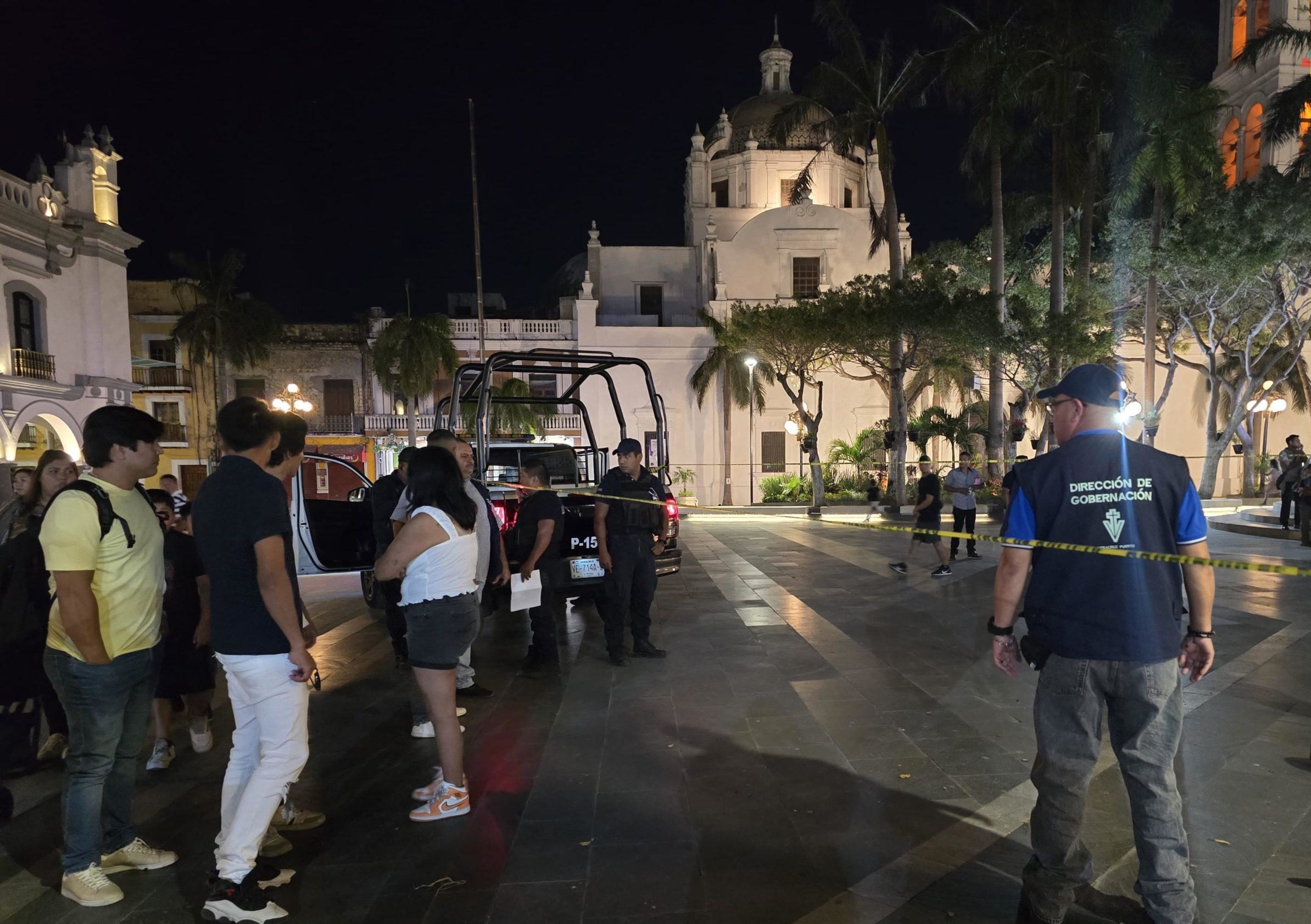 Empleado municipal de Veracruz falleció tras discutir con una persona en zócalo