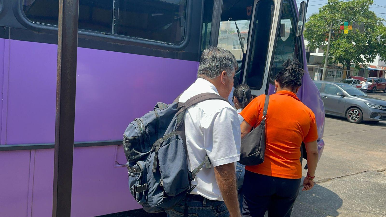 Usuarios del servicio de urbano entre Coatza y Mina llaman a prevenir delitos