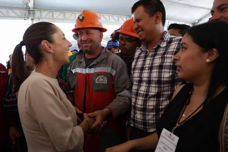Claudia Sheinbaum se reunió con familiares de los mineros de Pasta de Conchos