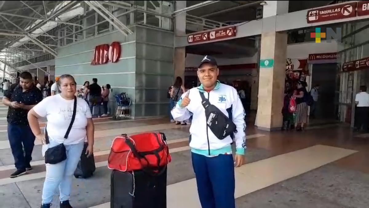 Con apoyo de familia y taxistas asistirá a Olimpiada Especial en Colombia