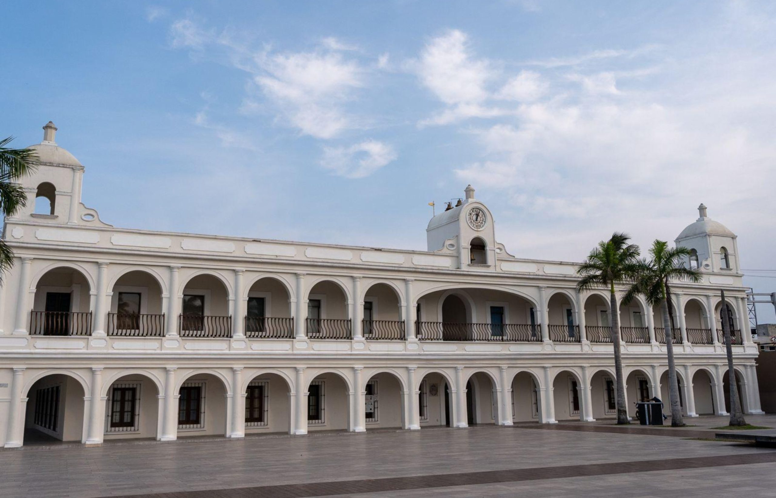 Exhortan a alcaldes a liquidar a trabajadores de confianza y no heredar cargas económicas