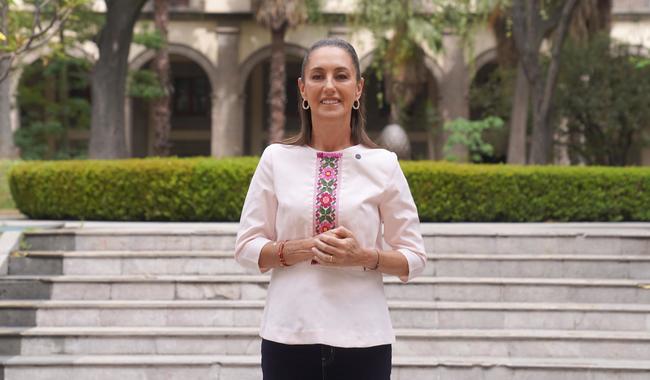 Presidenta Claudia Sheinbaum felicita a todas las madres mexicanas