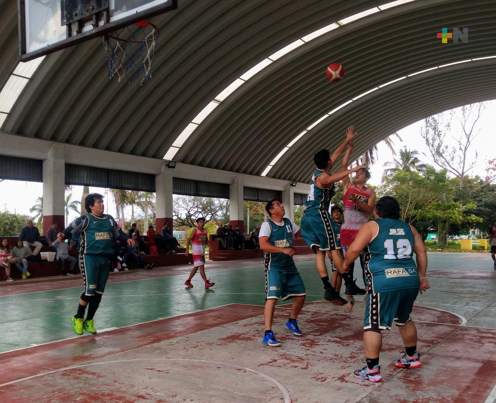 Preparan Copa Nacional de Maxi Baloncesto en Coatzacoalcos
