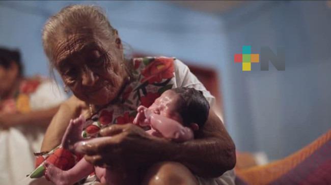 Día de la Partera; trabajo fundamental en México para zonas rurales