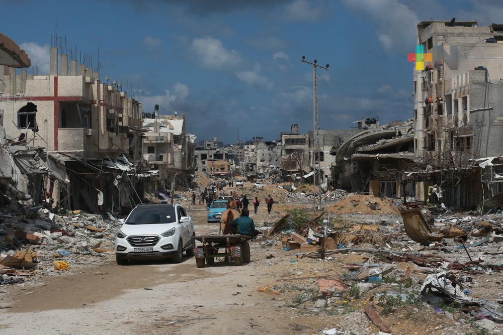 Trump reconoce crisis de hambre en Gaza al concluir viaje en Medio Oriente