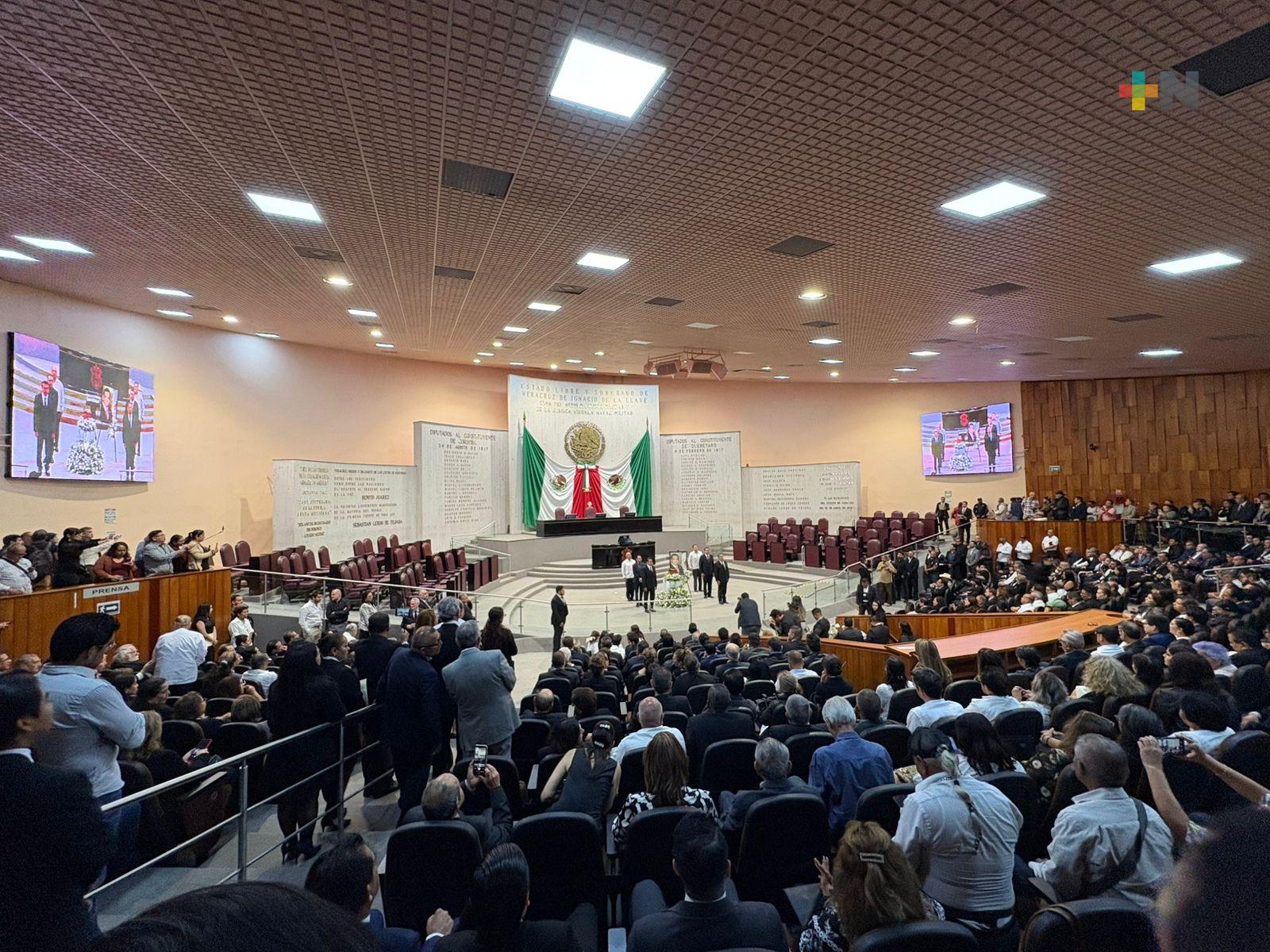 Realizan homenaje póstumo al exgobernador Fidel Herrera en Congreso de Veracruz