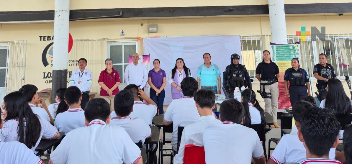 Alumnos y alumnas reciben información sobre «Tipos y Modalidades de Violencia»