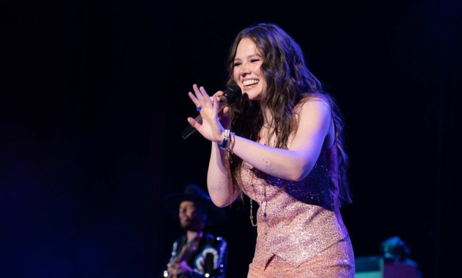 Joy Huerta, primera mexicana en ser nominada a los premios Tony
