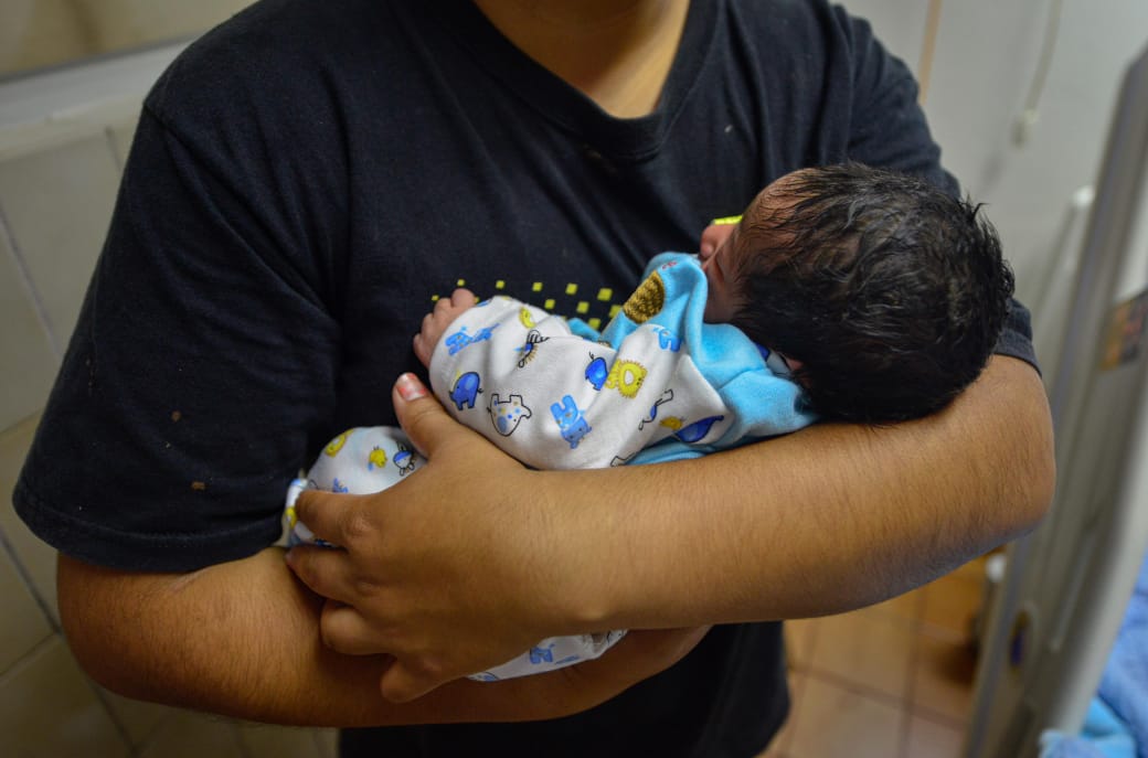 Lactancia fortalece vínculo entre madres e hijos: SS