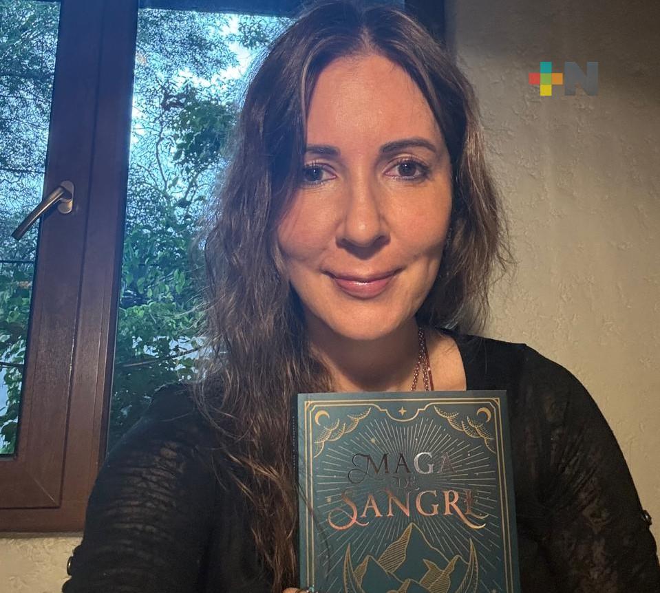 Luciana Langoni presentará su novela “Maga de Sangre” en la FILU de Xalapa