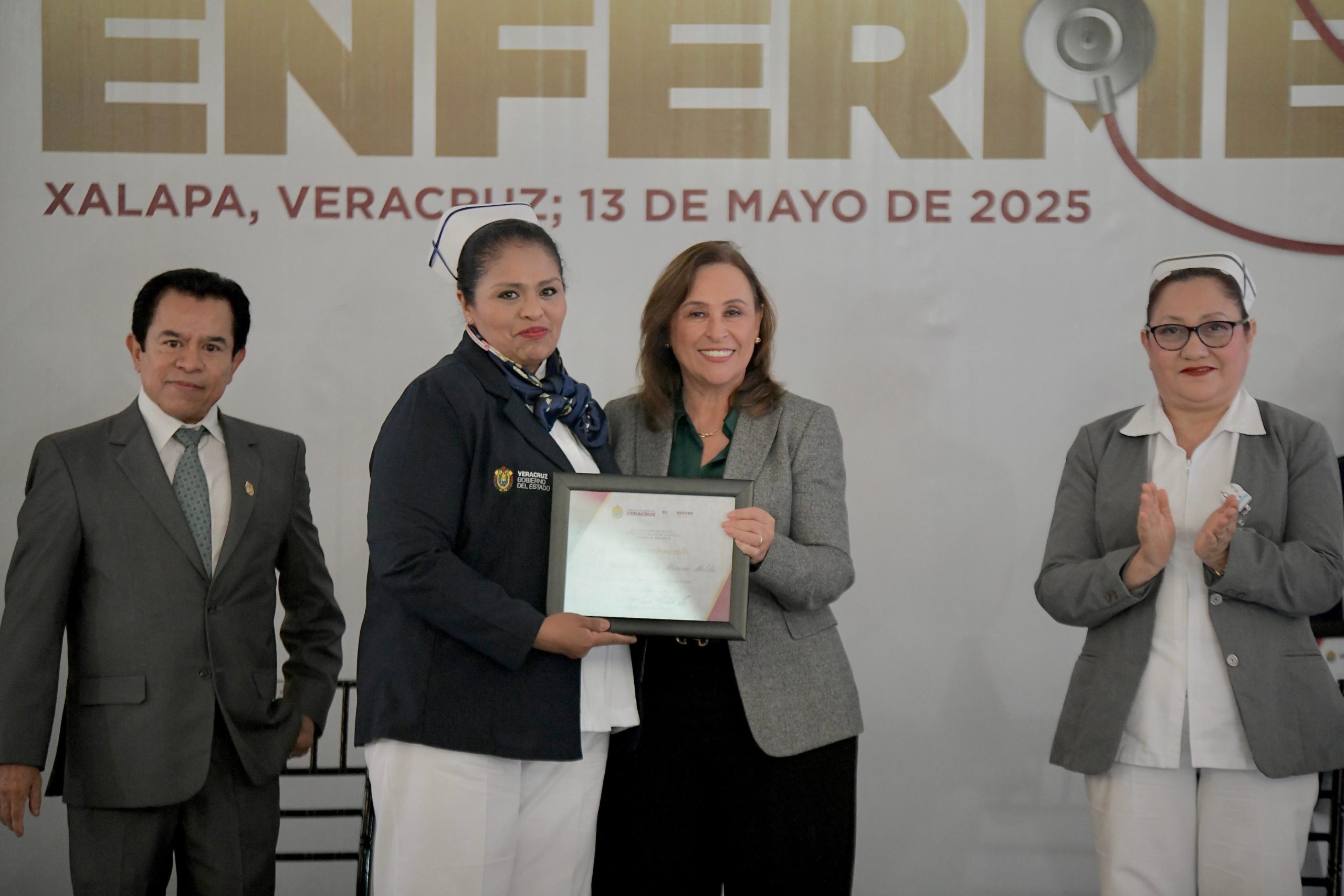Personal de enfermería, columna vertebral de la salud: Gobierno de Veracruz
