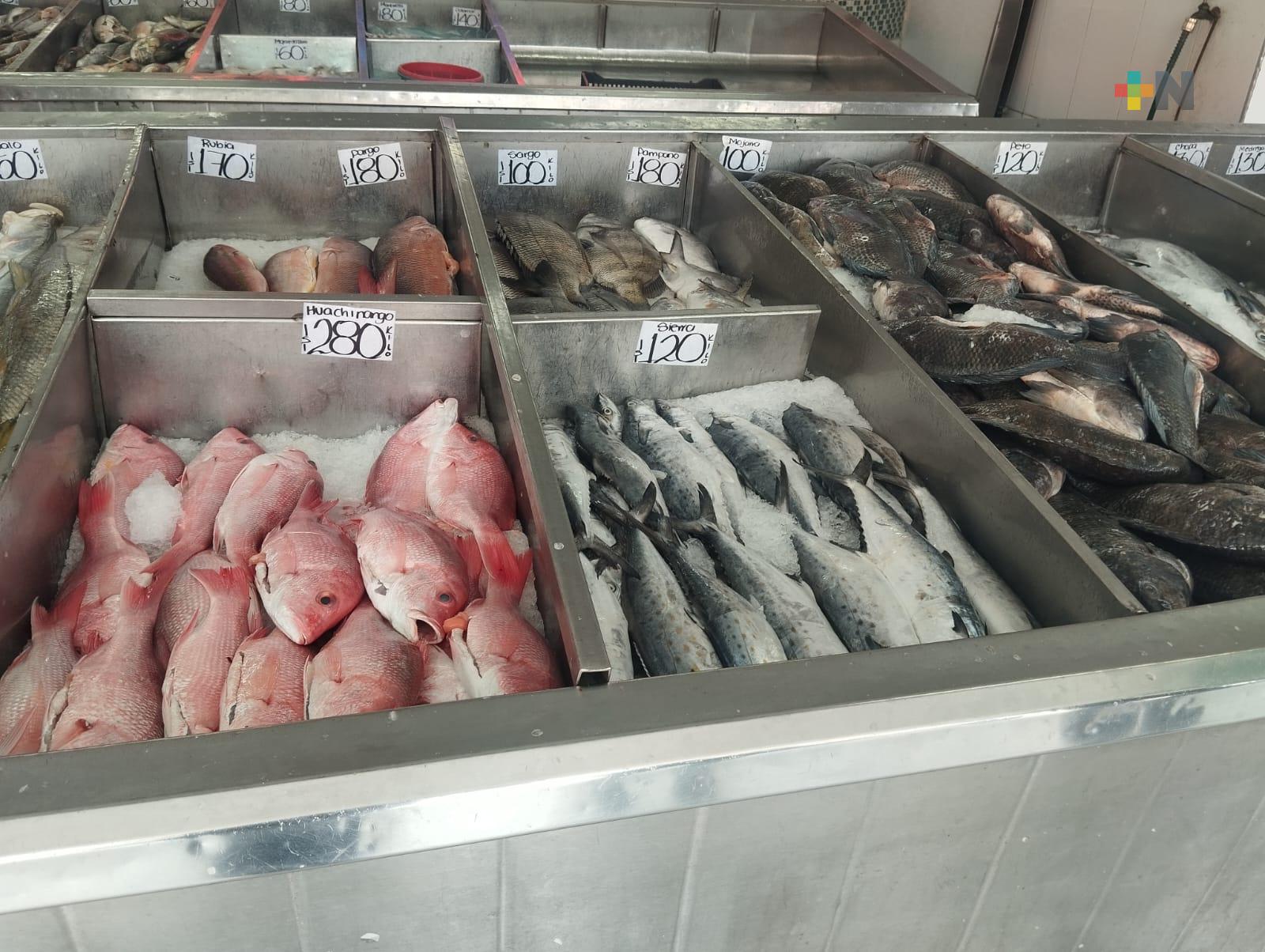 Esperan que venta de pescados y mariscos se eleve en próximos días