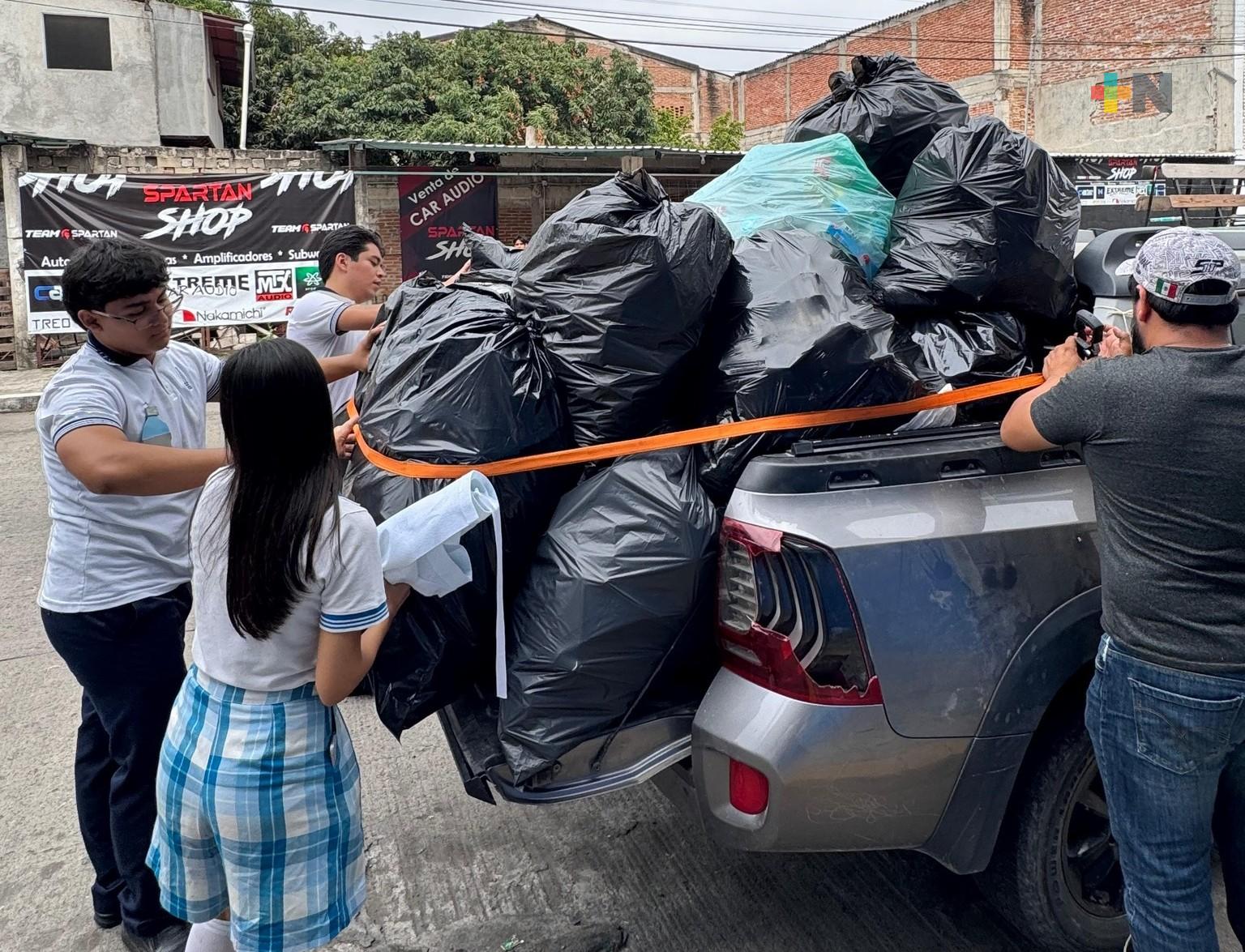 Estudiantes se suman para cuidar medio ambiente en Martínez de la Torre