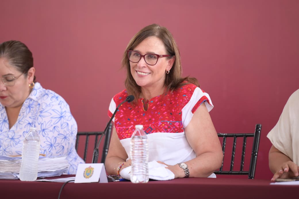 Diálogo educativo reúne a comunidad escolar y autoridades en Medellín