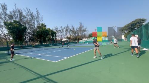 Viaja tenis veracruzano a Olimpiada Nacional