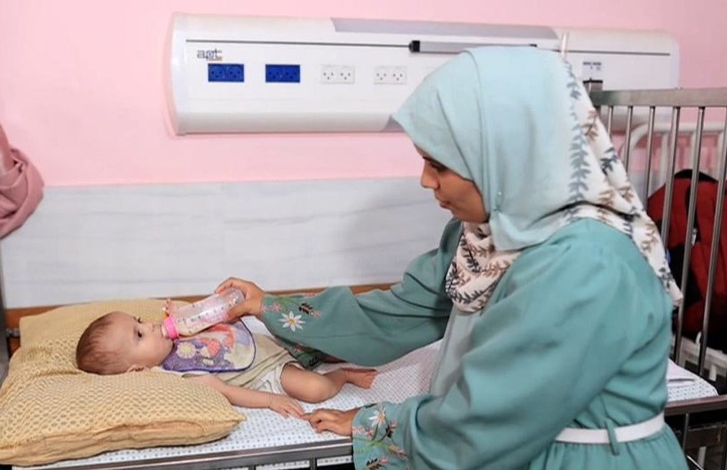 Más de 50 niños han muerto de hambre en Gaza desde que Israel bloquea ayuda: OMS
