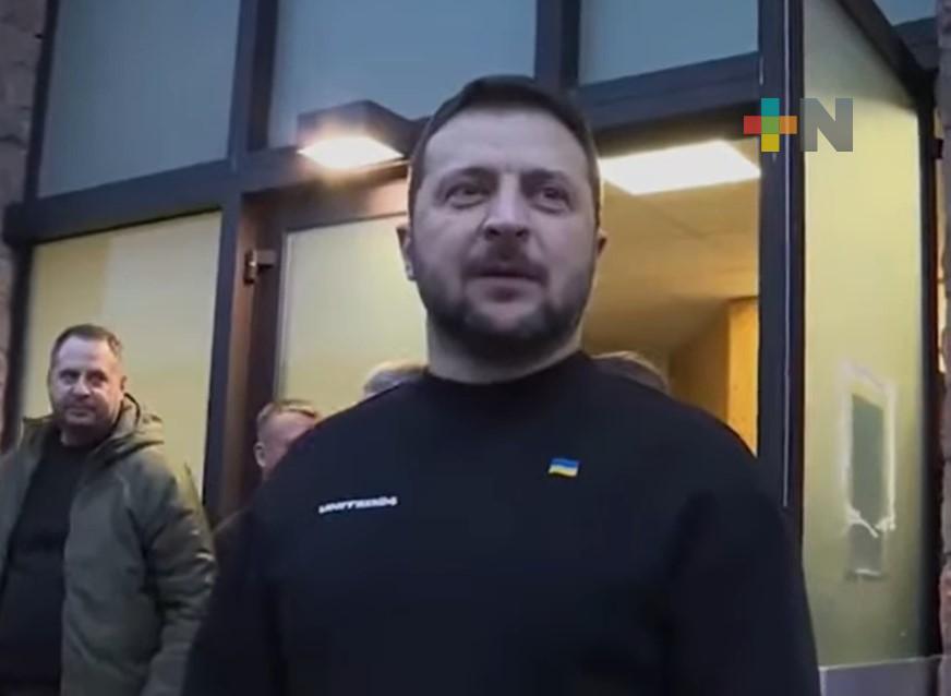 Zelenski afirma que discutió con Trump sanciones adicionales a Rusia
