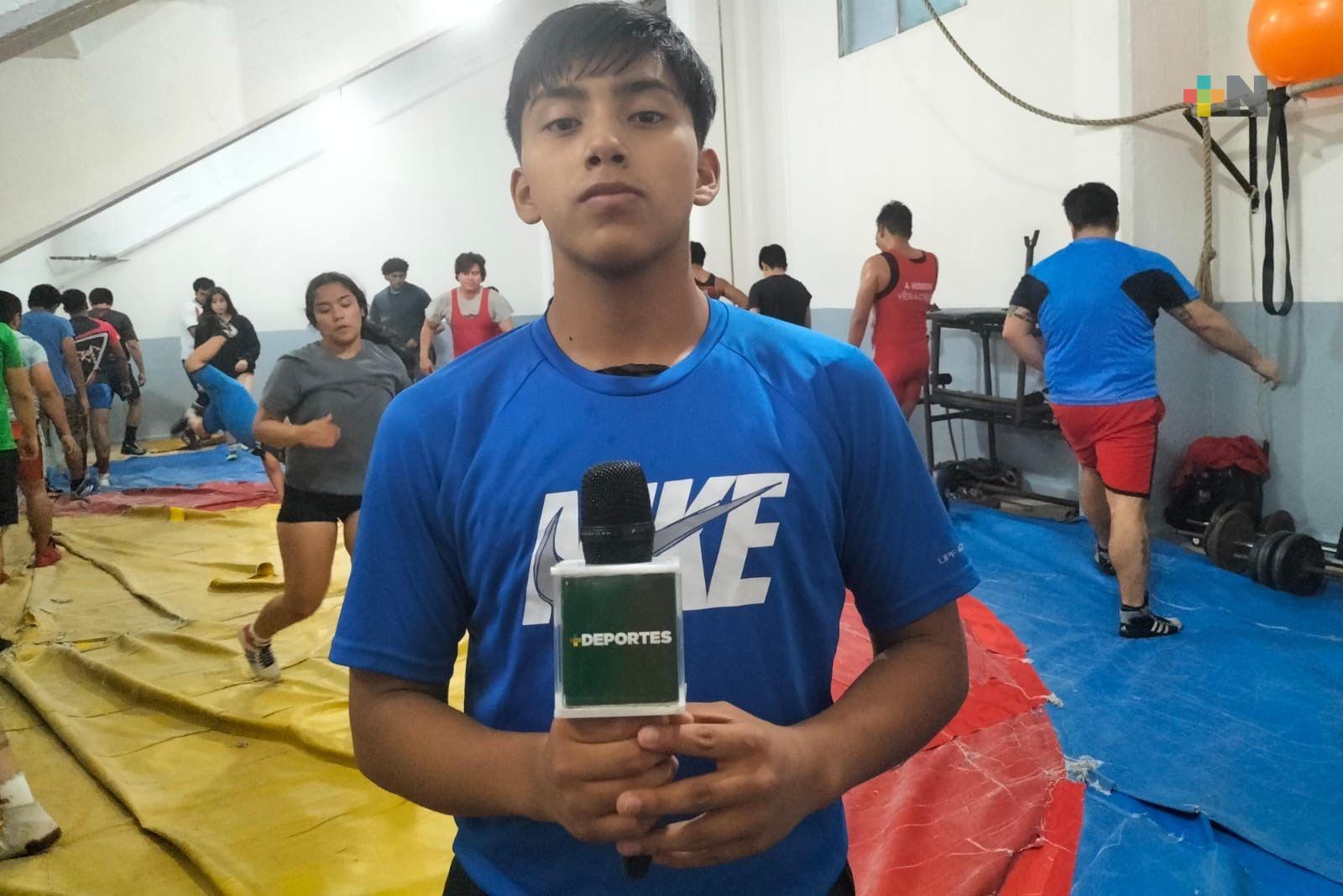 Genaro Alexander Fuentes, rumbo al Panamericano de Luchas Asociadas