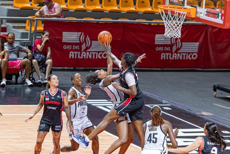 Panteras de Aguascalientes gana el primero en Veracruz