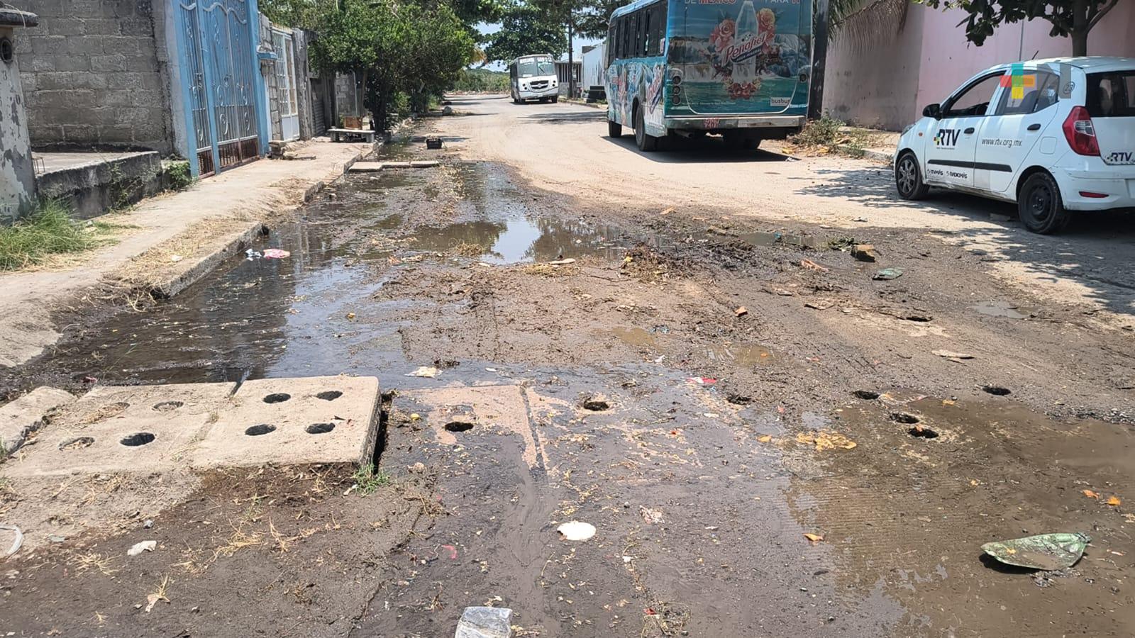 Se quejan por condiciones de calles del fraccionamiento de La Herradura de Veracruz puerto