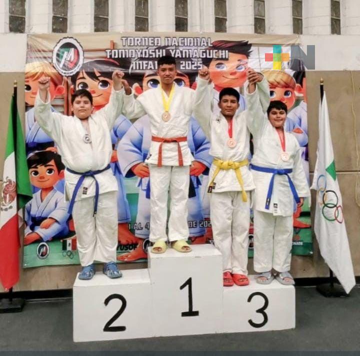 Brillan los hermanos Olivares en eventos nacionales de judo