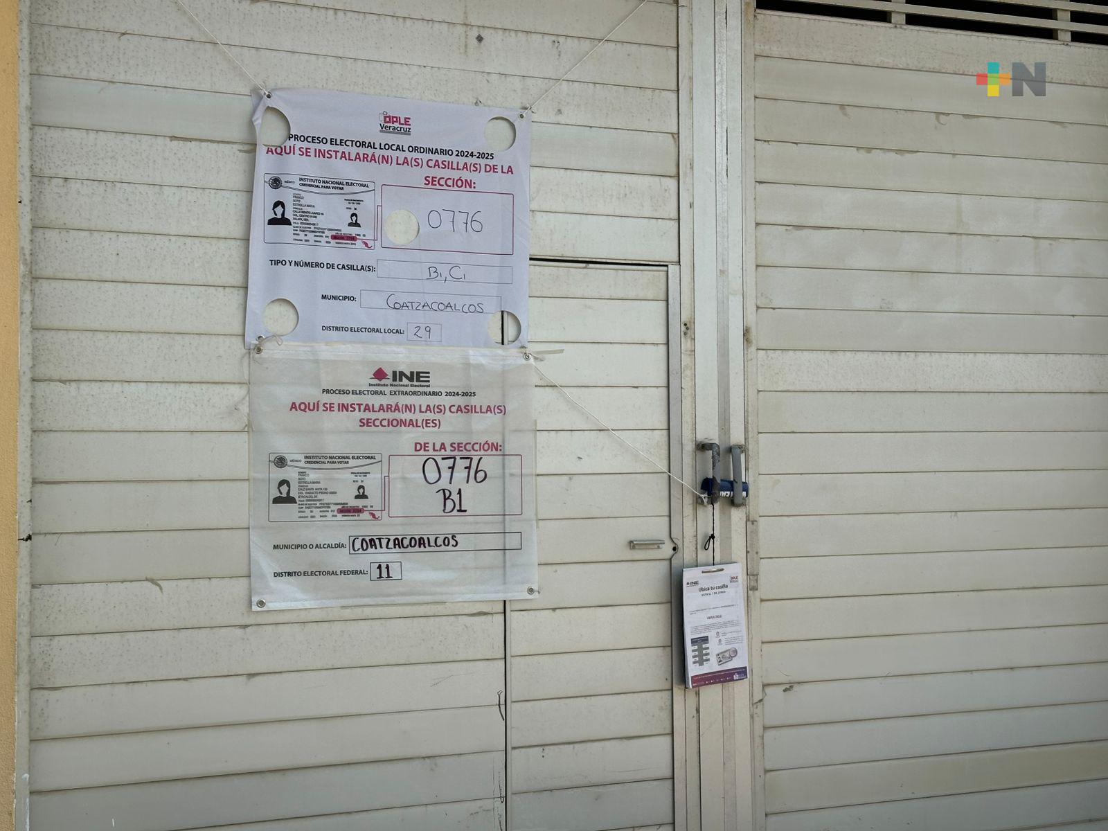 INE y OPLE colocan lonas de identificación en casillas electorales