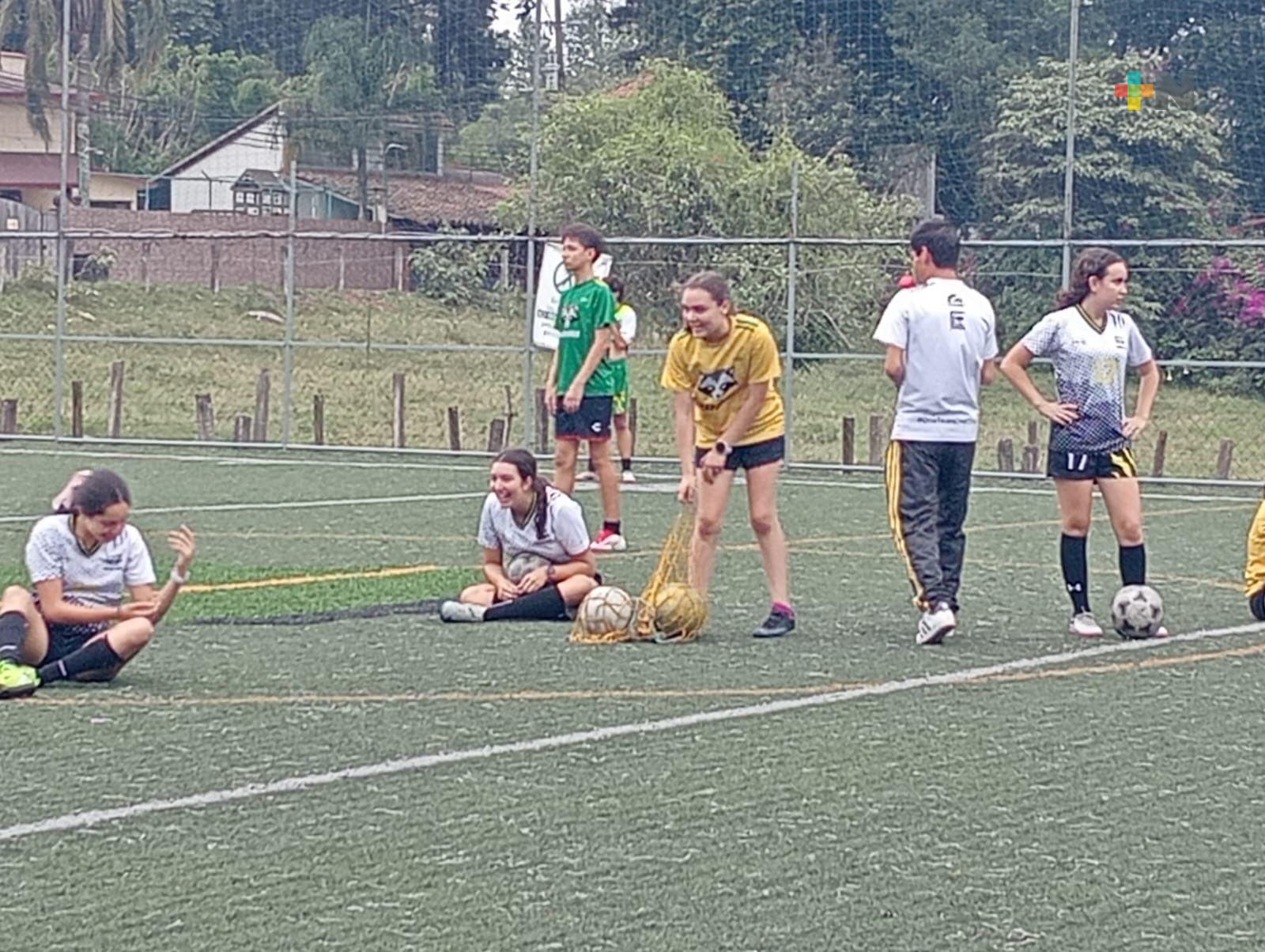 Mapaches del colegio Las Hayas a la Copa Andes