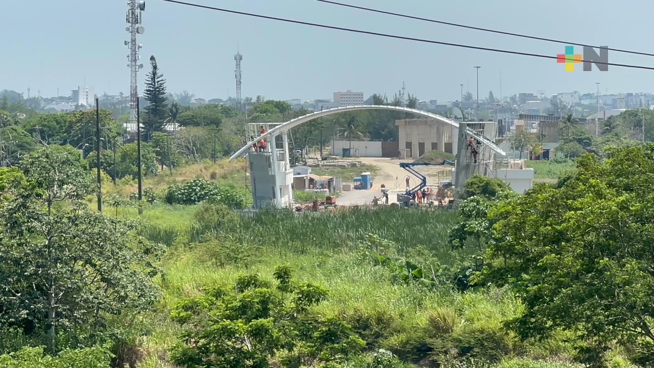 Nuevo puente en Coatza busca solucionar movilidad en la zona