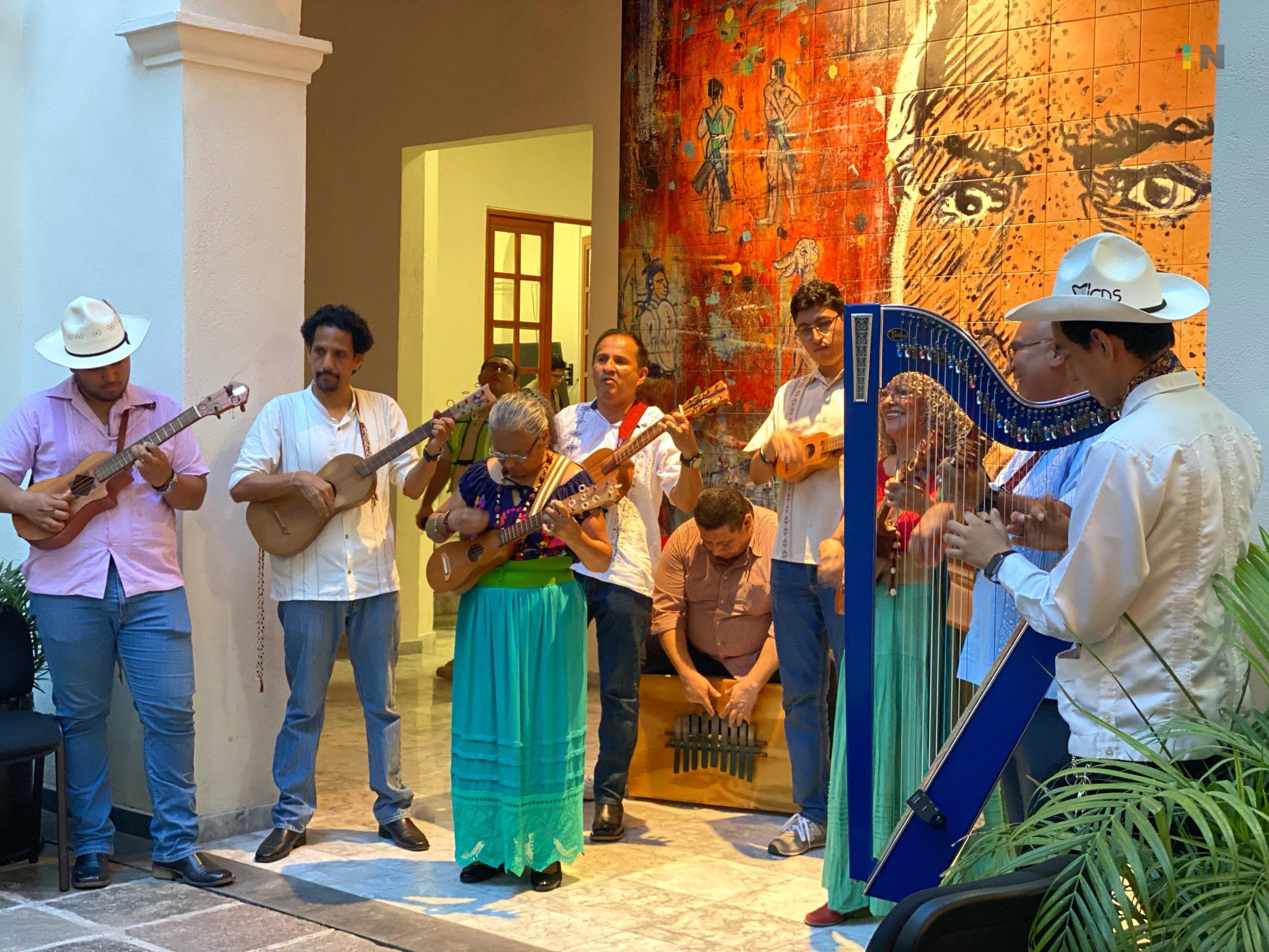 Grupo Aguaviento llevó el son jarocho al corazón de Veracruz