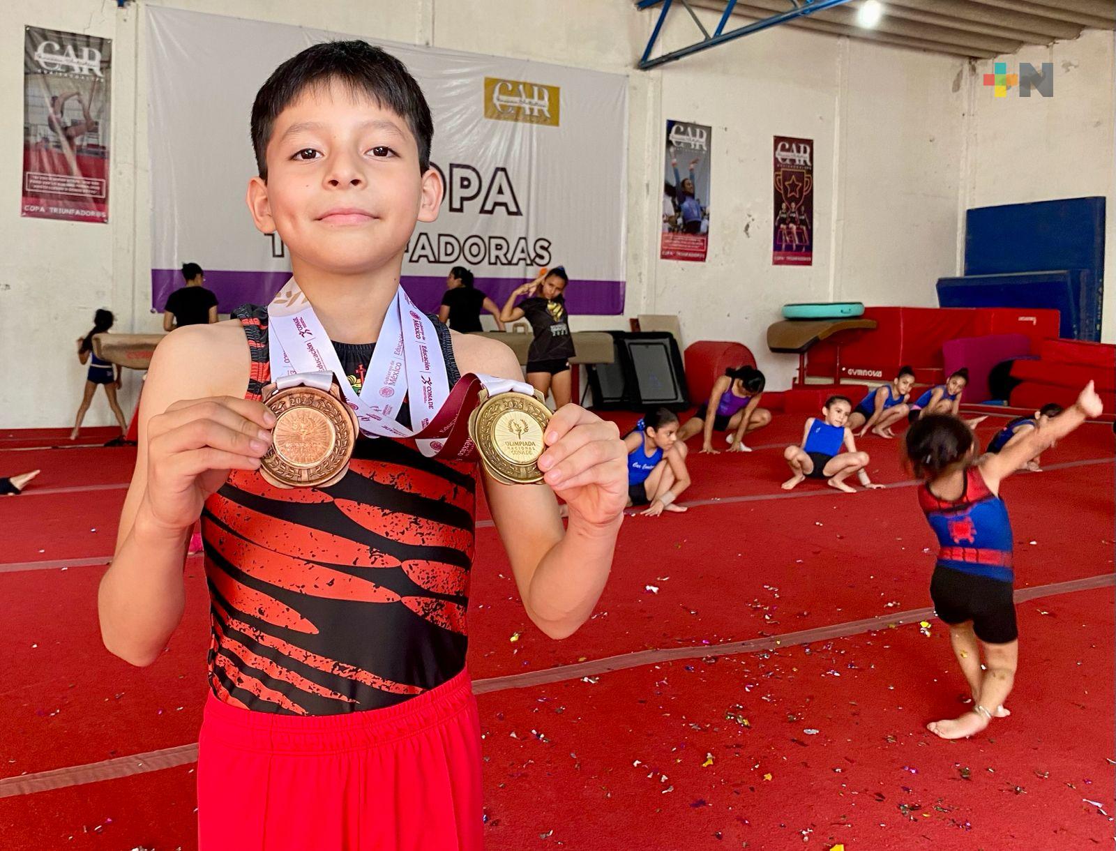 Decker González conquista el oro en gimnasia artística para Veracruz