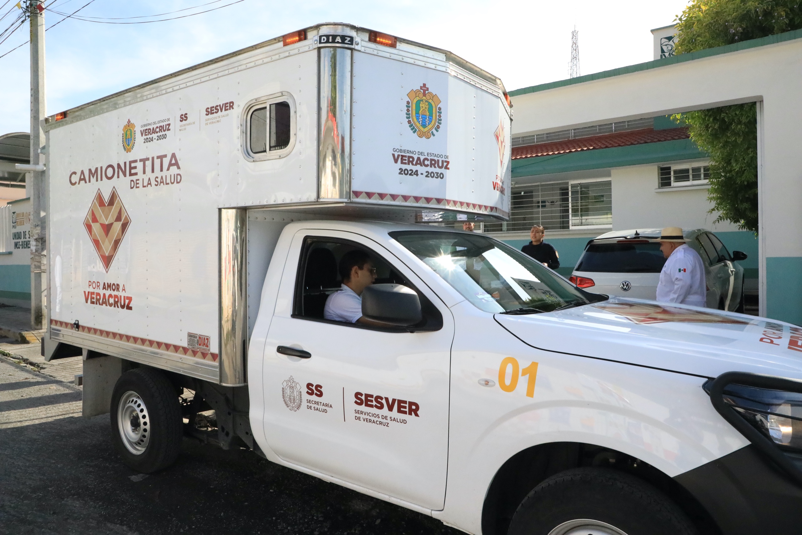 Con Camionetitas de la Salud se ha garantizado abasto de medicamentos en Veracruz