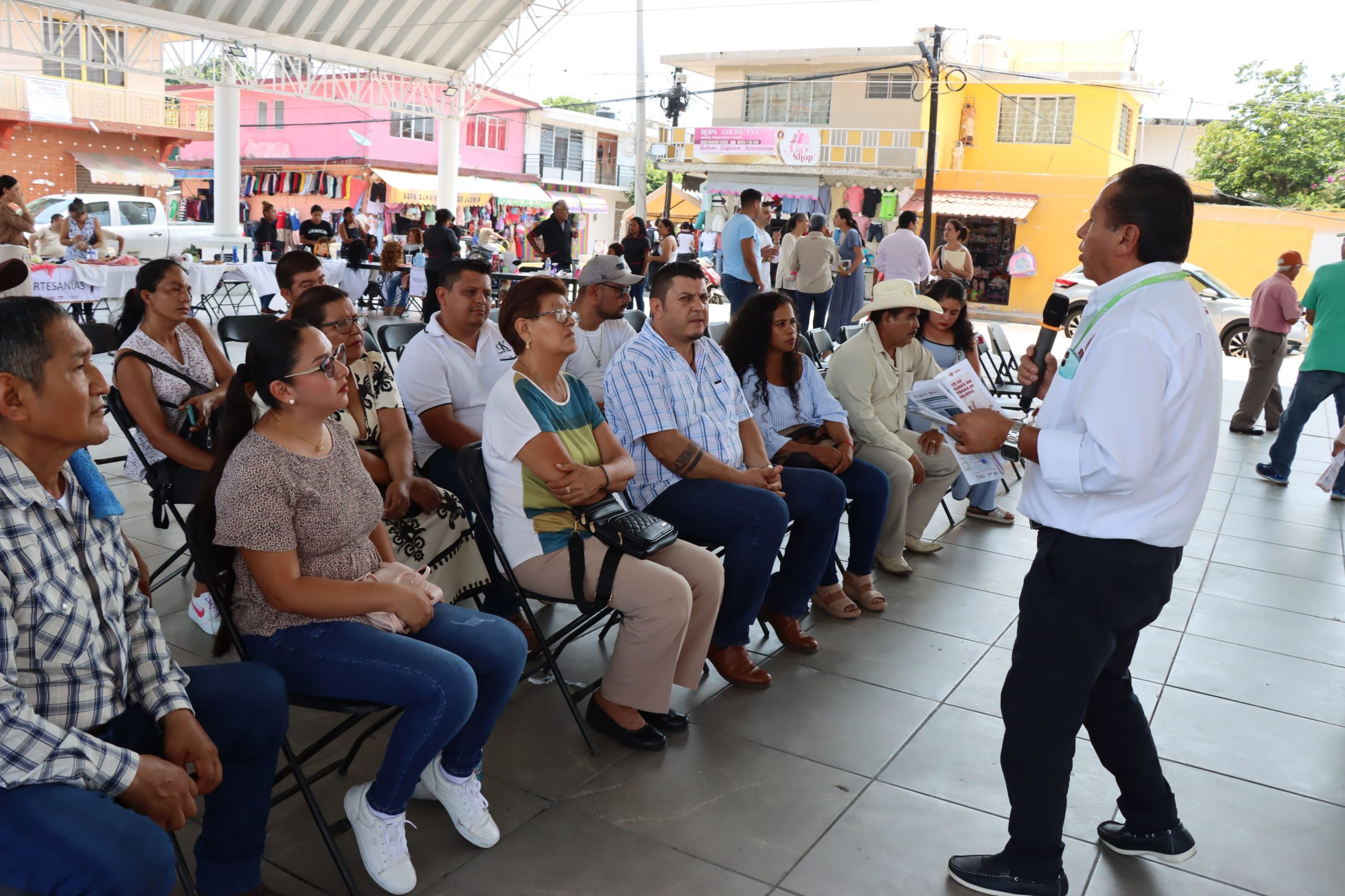 Caravana de Servicios llega a Vega de Alatorre con más de 400 vacantes