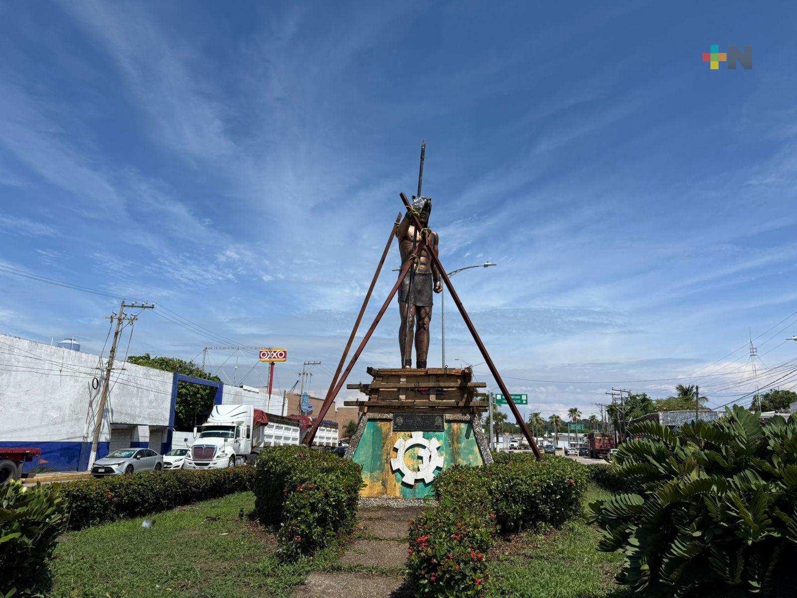 Escultura de «Cazador jaguar» en carretera de Coatza rinde homenaje a cultura olmeca