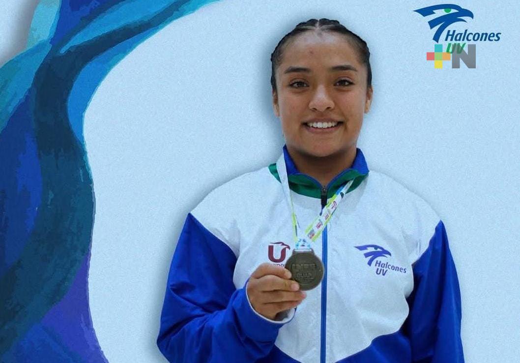 En la universiada de luchas, elementos de Pinar destacan