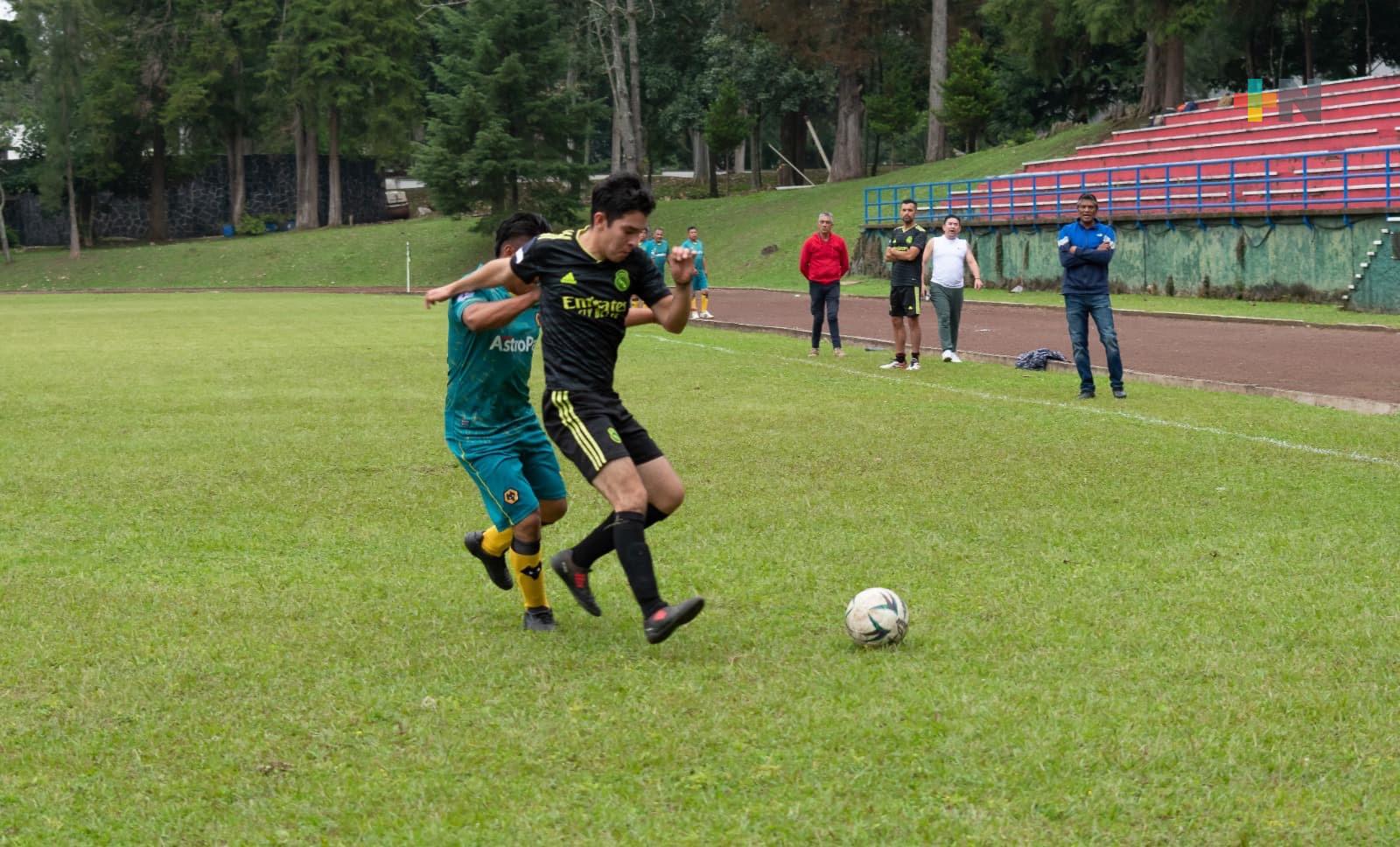 CMAS y Parque de Maquinaria comparten liderato en el Futbol Interdependencias de Xalapa