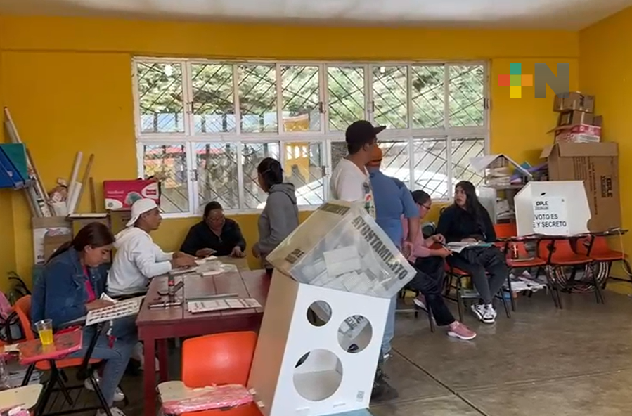 Jornada electoral en Huayacocotla tranquila y con afluencia moderada