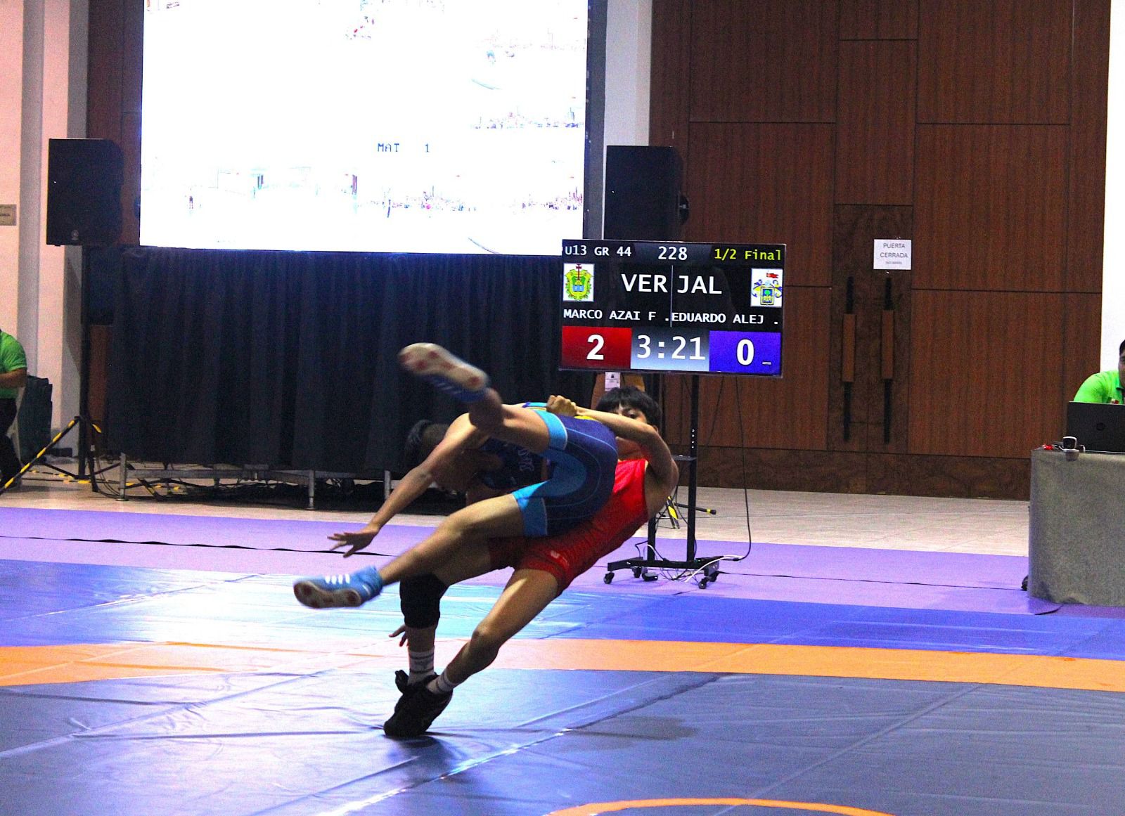 Luchas le da a Veracruz oro y bronce en la Olimpiada Nacional