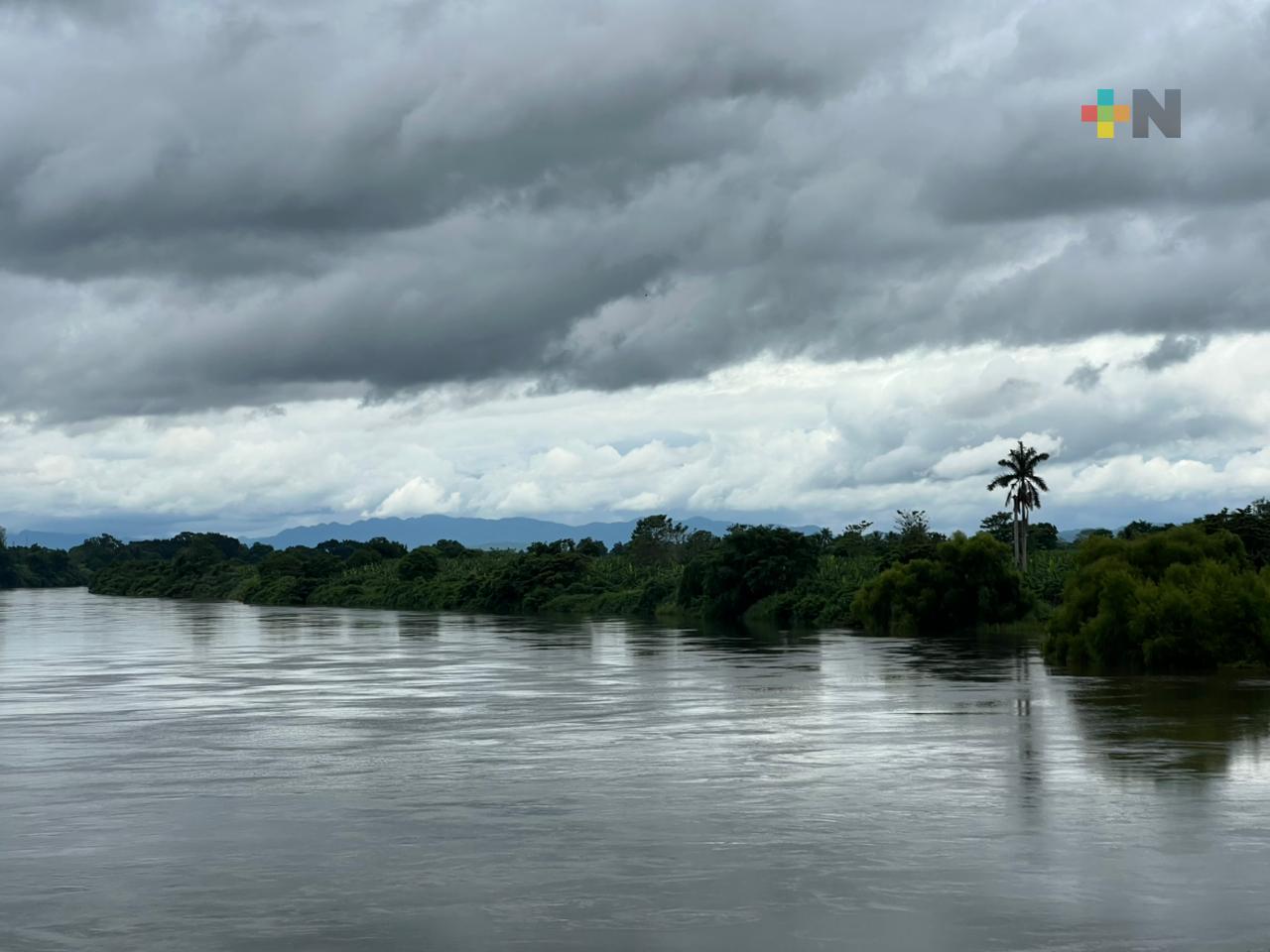 Pese a lluvias, río Papaloapan mantiene niveles normales pese a lluvias