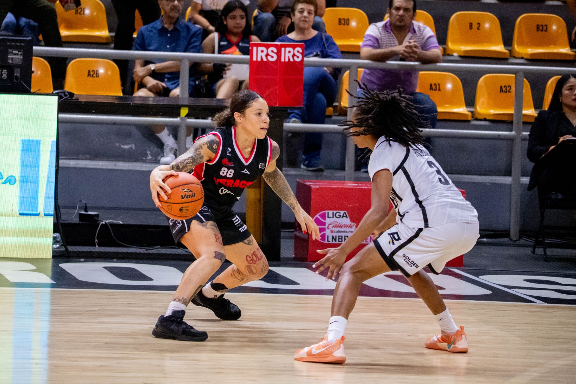 Rojas de Veracruz visita a Panteras en playoffs