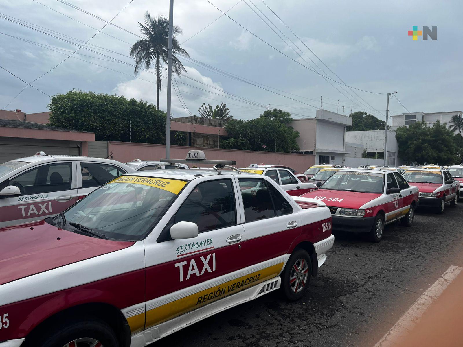 Taxistas de Veracruz se preparan para el Carnaval 2025