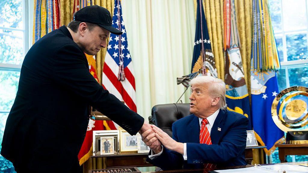 Trump descarta hablar con Elon Musk tras críticas a su plan fiscal