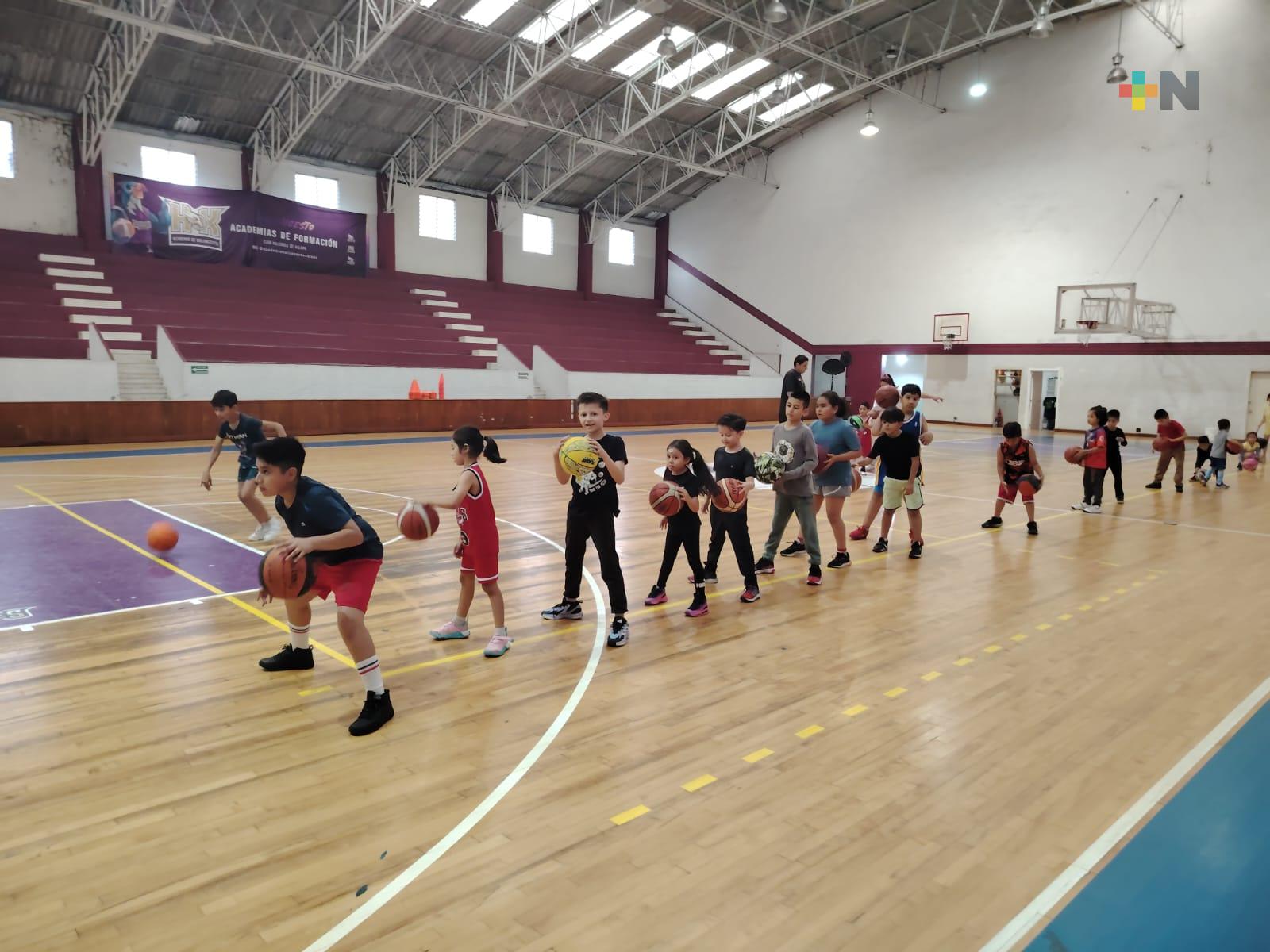 Centro de Iniciación de Baloncesto Escolar en crecimiento