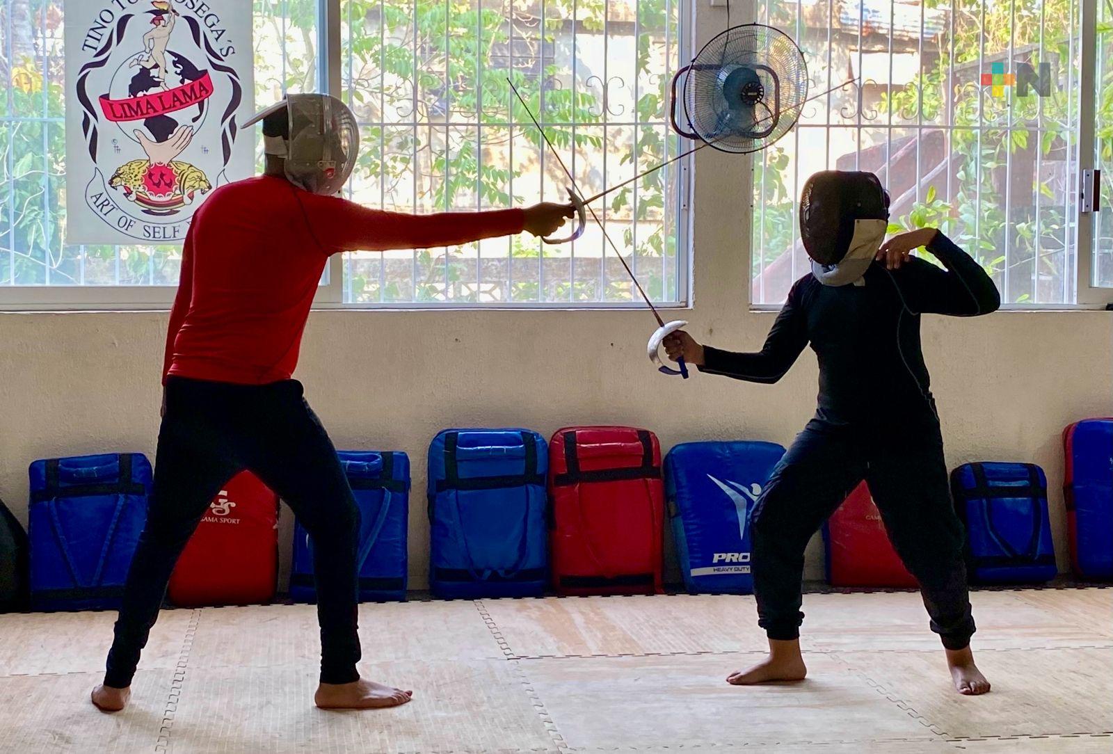Efrén Herrera, de Minatitlán, listo para representar a Veracruz en esgrima en la Olimpiada Nacional 2025